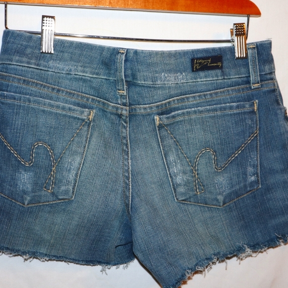 Citizens of Humanity jean shorts - Picture 7 of 10